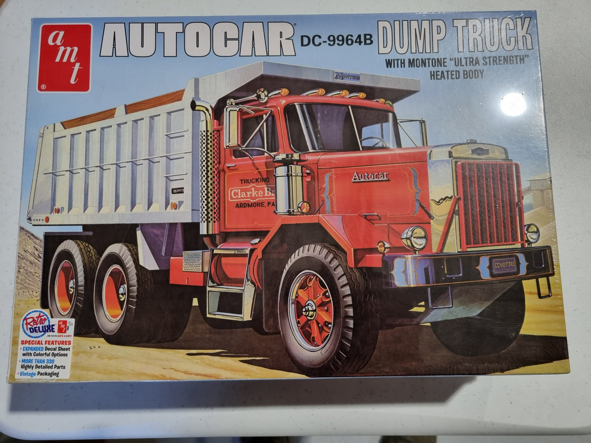 AMT 1/25 Autocar dump truck – Kits N Krafts